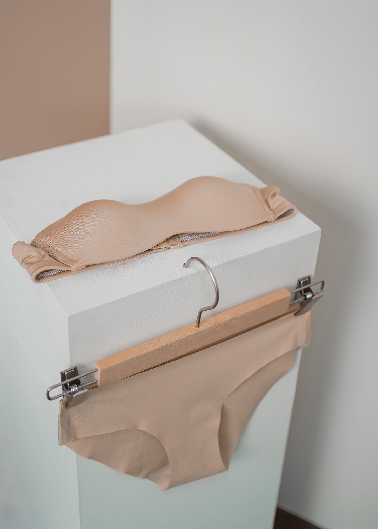 Strapless Bandeau Bra & Panties Pack (Nude)