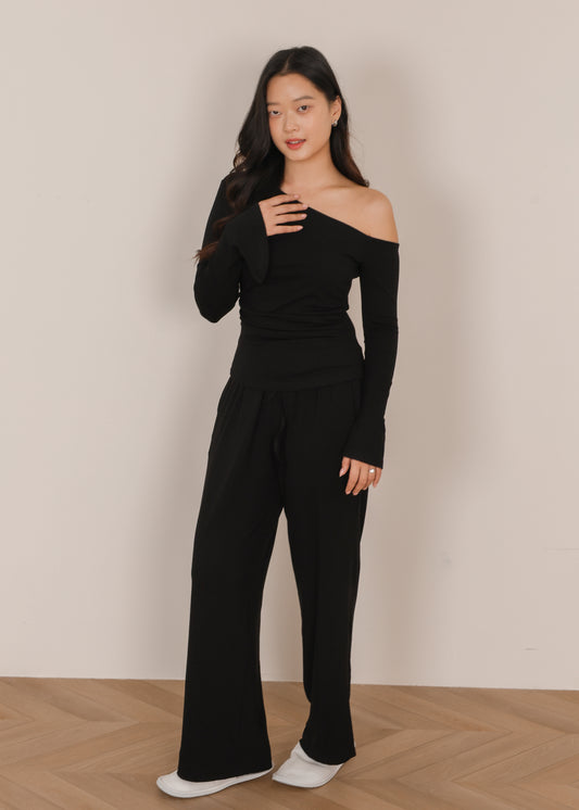 AIRE 24/7 Long-Sleeve Set (Pink, Black)